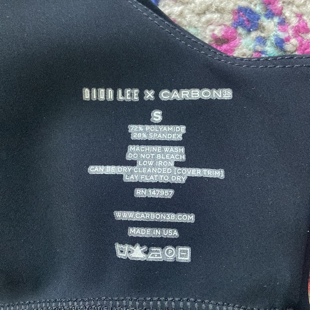 🖤Carbon 38 Sports Bra🖤 - Picture 9 of 10